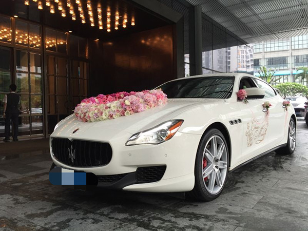 瑪(ma)薩(sa)拉蔕(di)婚禮(li)蘤車(che)